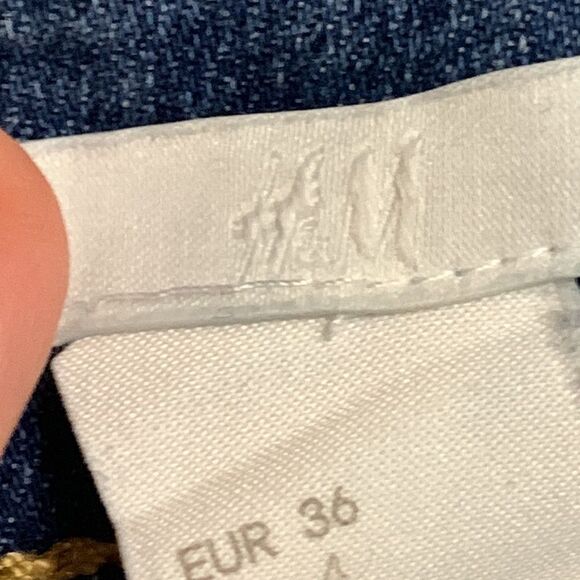 H&M | Women’s Stretchy Denim Blue Jeans Summer Shorts Size 4 - Picture 4 of 10